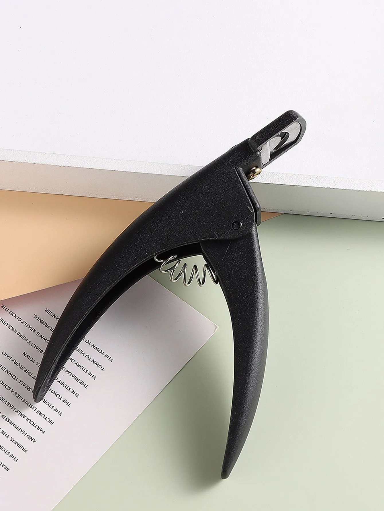 1Pc Black Fake Nail Tips Cutter Professional Nail Clippers Straight Edge Acrylic Nail Clipper Manicure False Nail Guillotine Cut Nail Manicure Tool For Salon Home Nail Art
